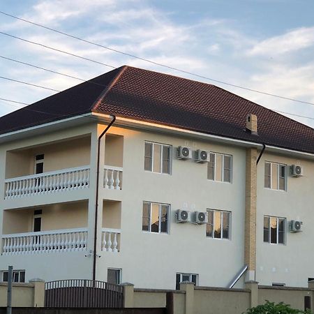 Gudauta Hotel Bagian luar foto