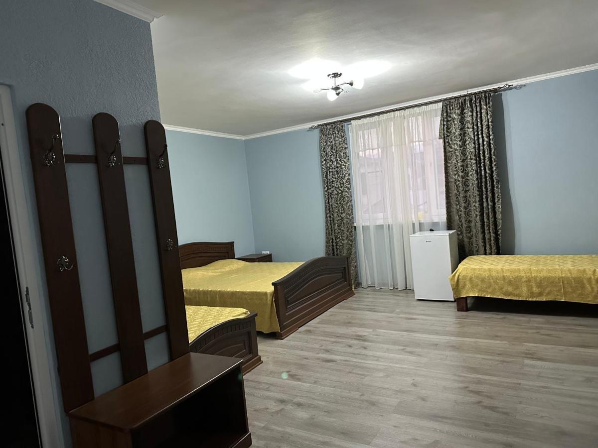 Gudauta Hotel Bagian luar foto
