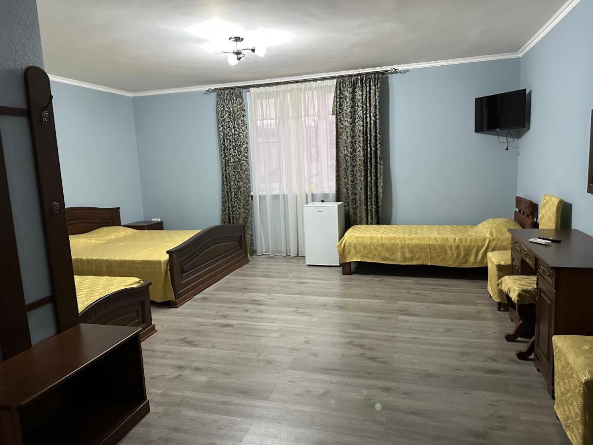 Gudauta Hotel Bagian luar foto