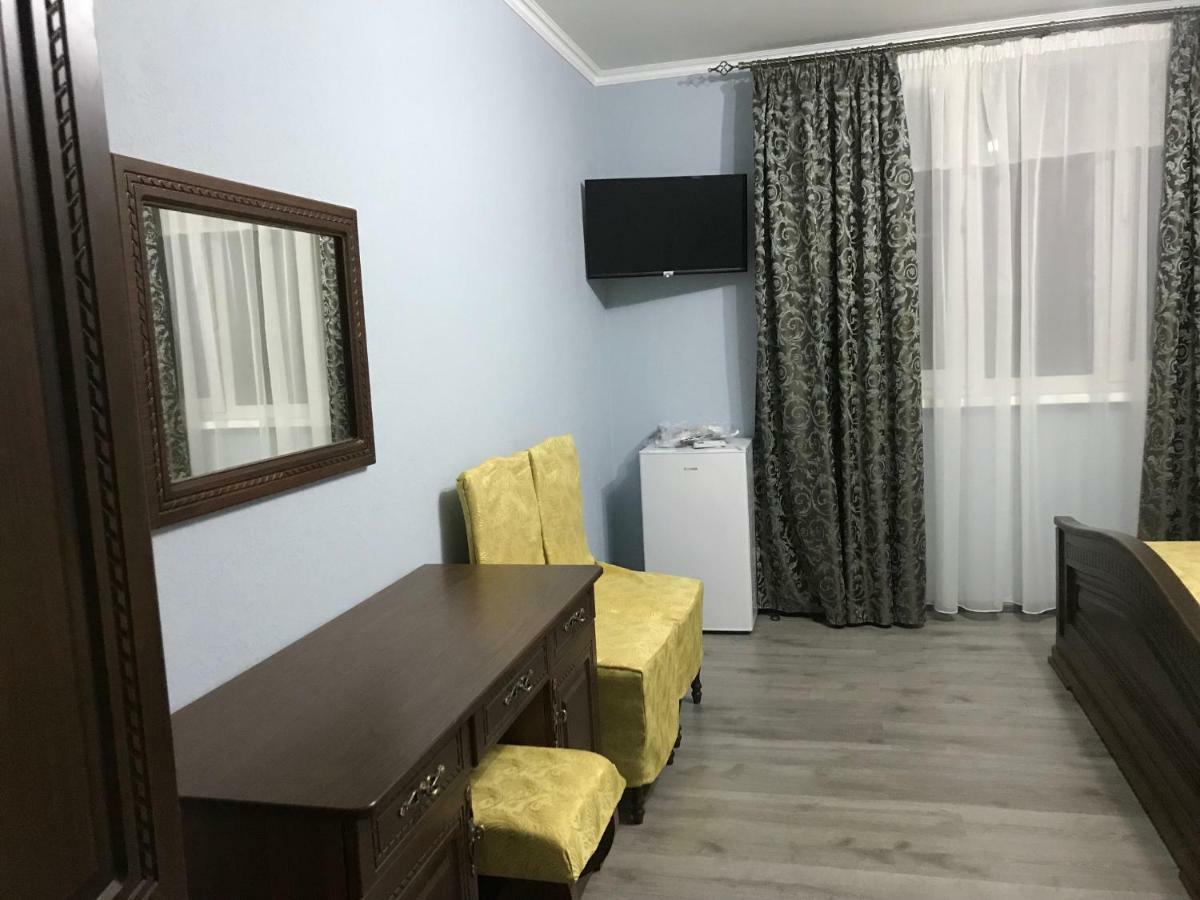 Gudauta Hotel Bagian luar foto